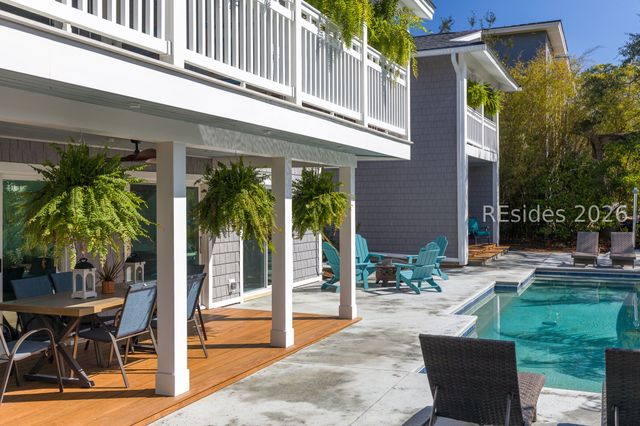 7 Cassina Ln, Hilton Head Island, SC 29928