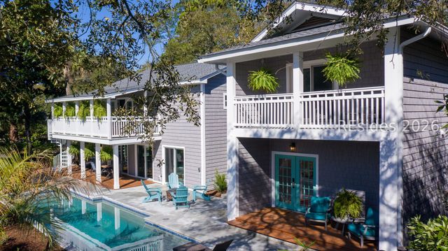 7 Cassina Ln, Hilton Head Island, SC 29928