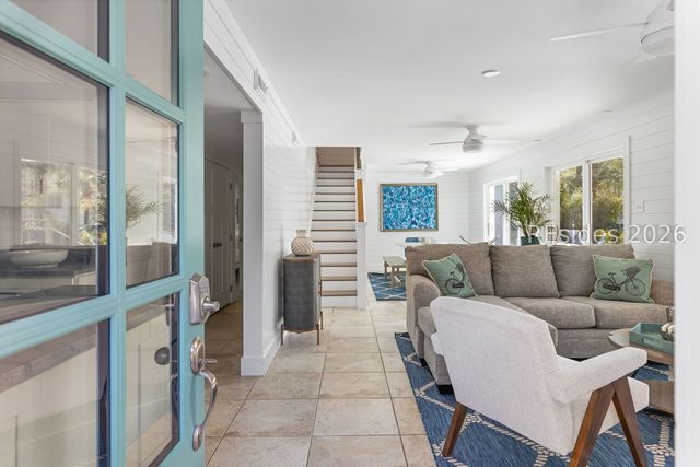 7 Cassina Ln, Hilton Head Island, SC 29928