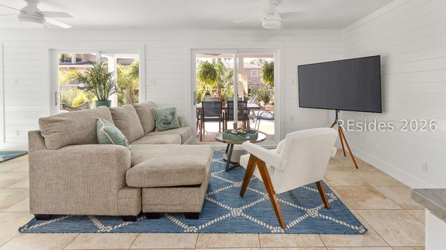 7 Cassina Ln, Hilton Head Island, SC 29928