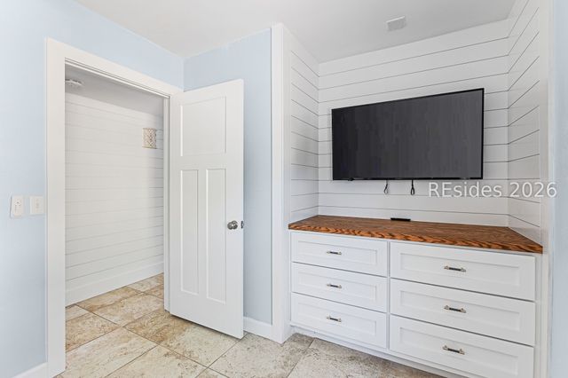 7 Cassina Ln, Hilton Head Island, SC 29928