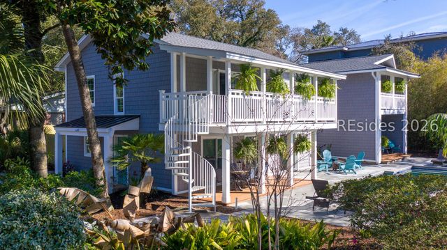 7 Cassina Ln, Hilton Head Island, SC 29928