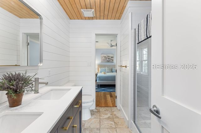 7 Cassina Ln, Hilton Head Island, SC 29928