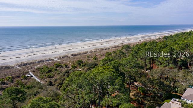 7 Cassina Ln, Hilton Head Island, SC 29928