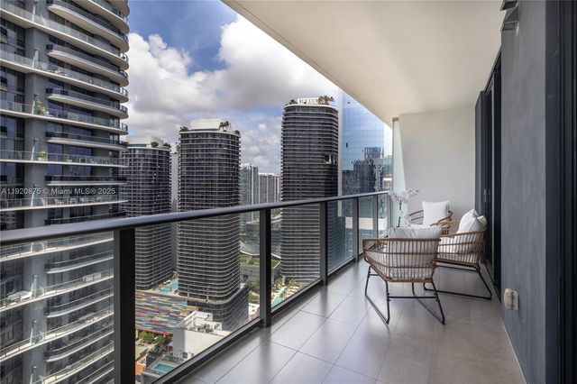 1010 Brickell Ave 4207, Miami, FL 33131