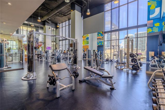 1010 Brickell Ave 4207, Miami, FL 33131