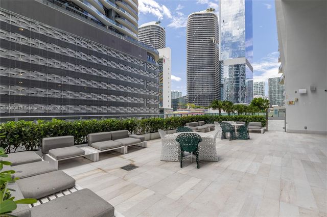 1010 Brickell Ave 4207, Miami, FL 33131