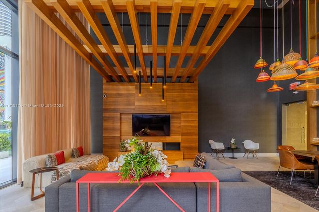 1010 Brickell Ave 4207, Miami, FL 33131