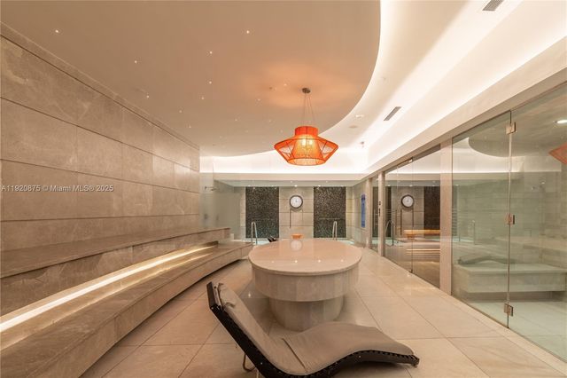 1010 Brickell Ave 4207, Miami, FL 33131