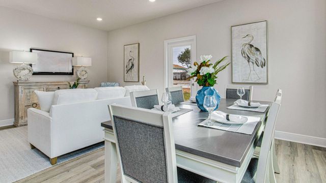 2387 Cliff Hollow Circle, Gulf Breeze, FL 32563