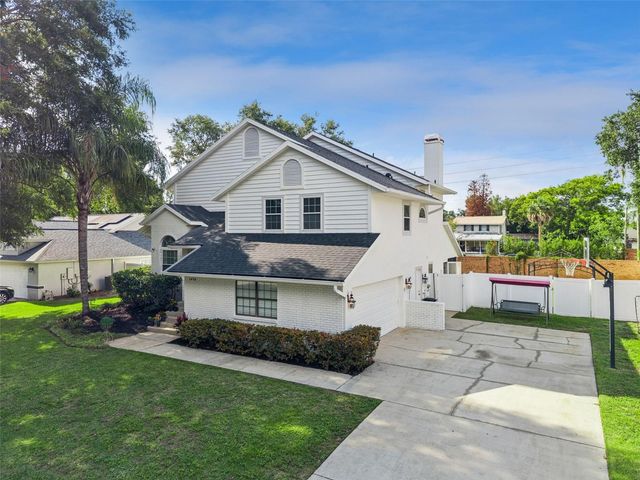 1458 ROYAL CIRCLE, Apopka, FL 32703