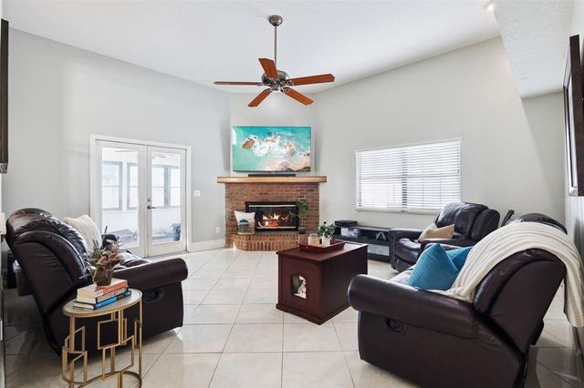 1458 ROYAL CIRCLE, Apopka, FL 32703