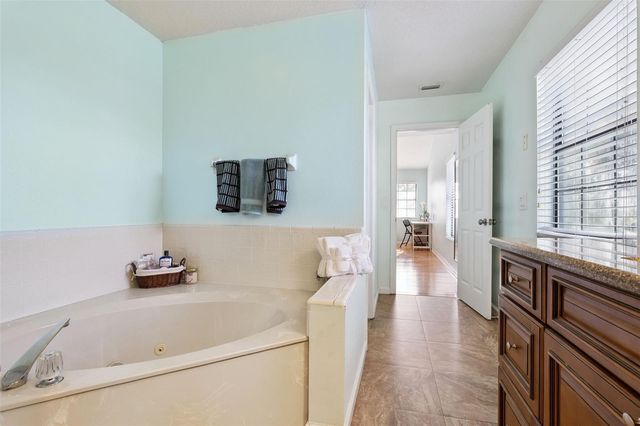 1458 ROYAL CIRCLE, Apopka, FL 32703