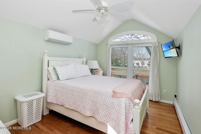 815 Hastings Lane, Point Pleasant, NJ 08742