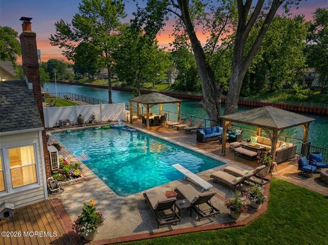 815 Hastings Lane, Point Pleasant, NJ 08742