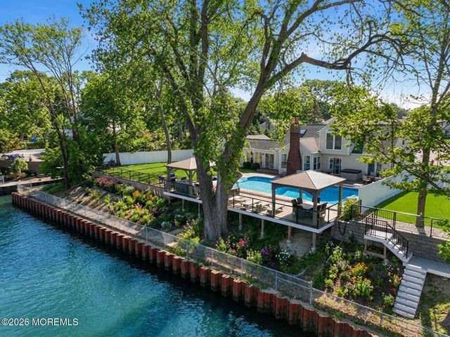 815 Hastings Lane, Point Pleasant, NJ 08742