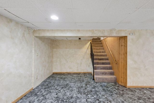 3319 75th Street E, Inver Grove Heights, MN 55076