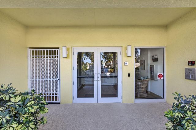 800 Juno Ocean Walk 304, Juno Beach, FL 33408