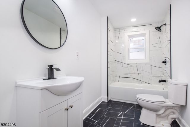 168 N Main St, Paterson City, NJ 07522