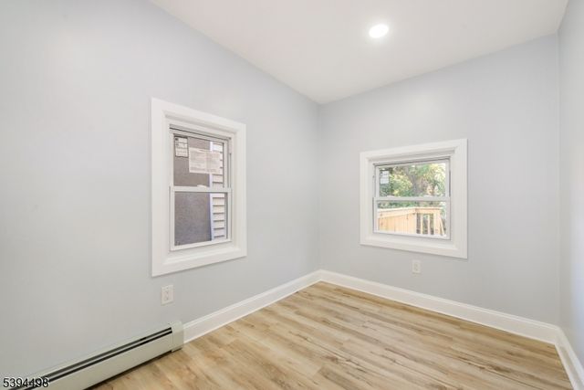 168 N Main St, Paterson City, NJ 07522