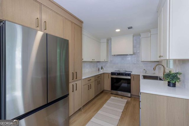 3026 Brook Drive, Decatur, GA 30033