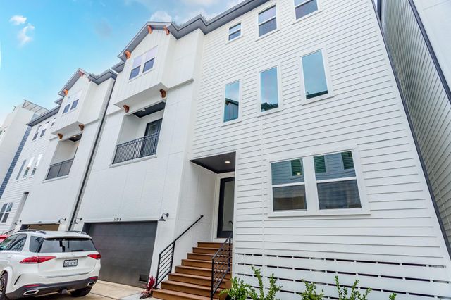 1439 W 25th Street B, Houston, TX 77008