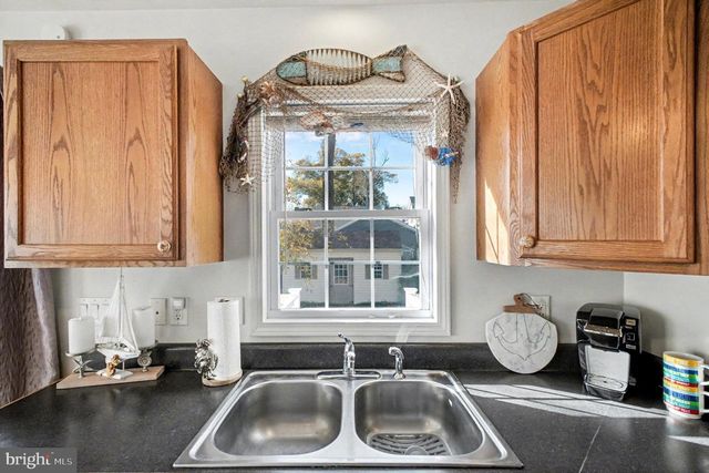 1407 LOSSING AVE, Colonial Beach, VA 22443