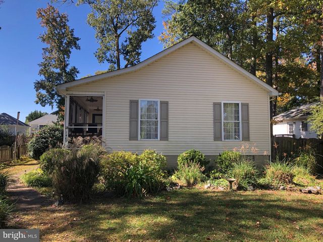 1407 LOSSING AVE, Colonial Beach, VA 22443