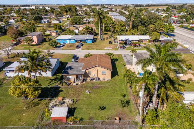 16 NW Avenue G, Belle Glade, FL 33430