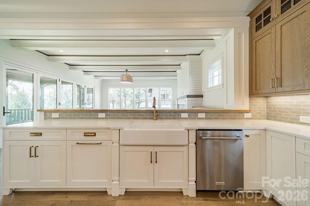 2508 Bay Street, Charlotte, NC 28205