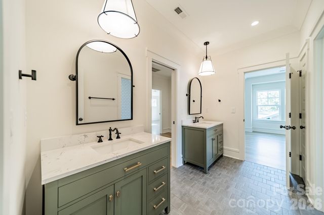 2508 Bay Street, Charlotte, NC 28205