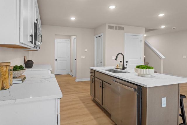 751 Reagan Lane, Milan, MI 48160