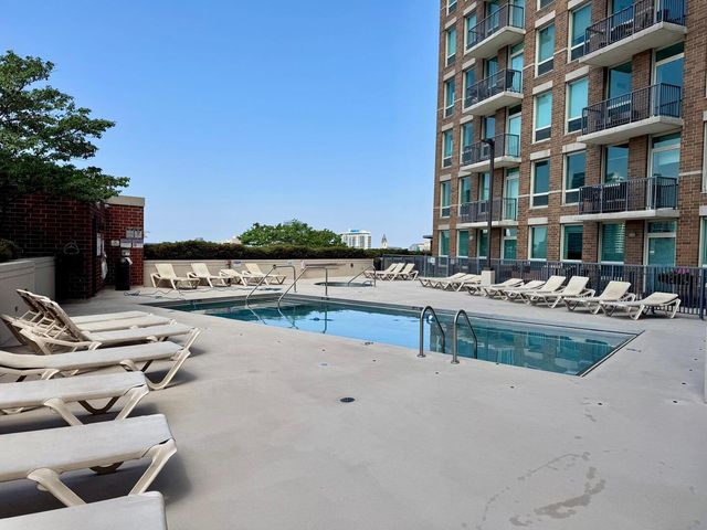 600 N Kingsbury Street 1001, Chicago, IL 60654