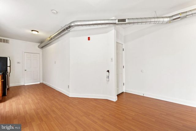 5241-00 WALNUT ST, Philadelphia, PA 19139