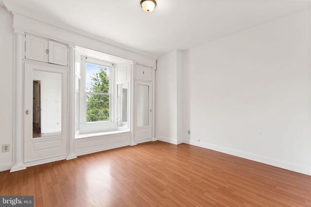 5241-00 WALNUT ST, Philadelphia, PA 19139