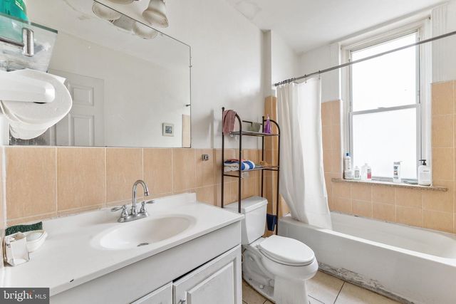 5241-00 WALNUT ST, Philadelphia, PA 19139