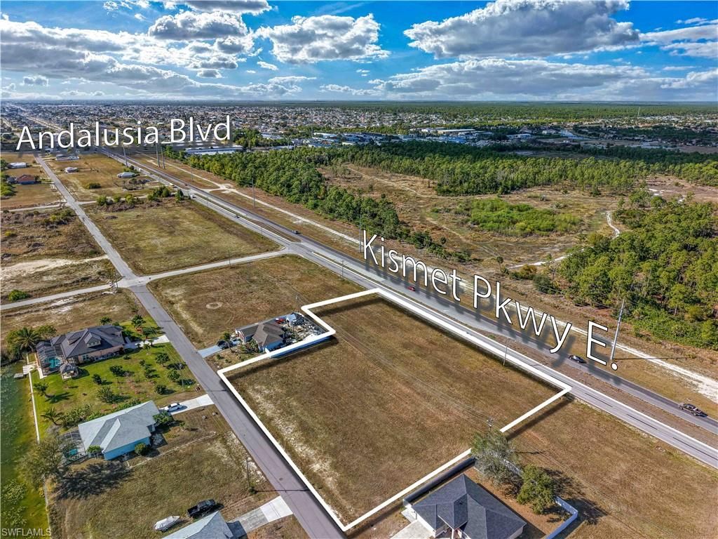 Image 2 of property listing at 1216 Kismet PKWY E, Cape Coral, FL 33909