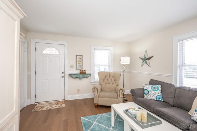 4824 Fairview Avenue, Cincinnati, OH 45242