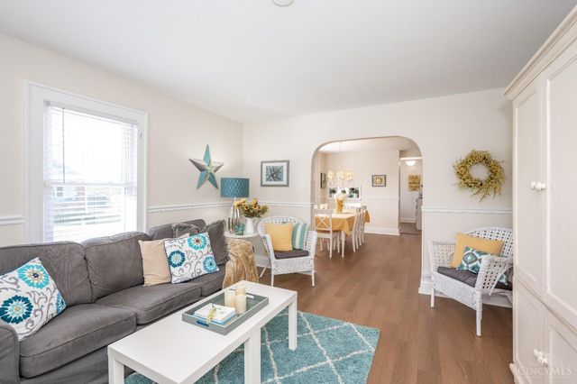 4824 Fairview Avenue, Cincinnati, OH 45242