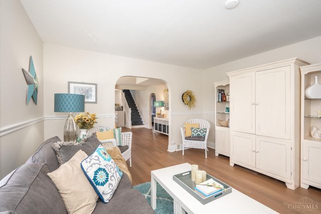 4824 Fairview Avenue, Cincinnati, OH 45242