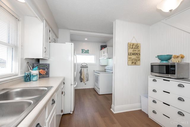 4824 Fairview Avenue, Cincinnati, OH 45242