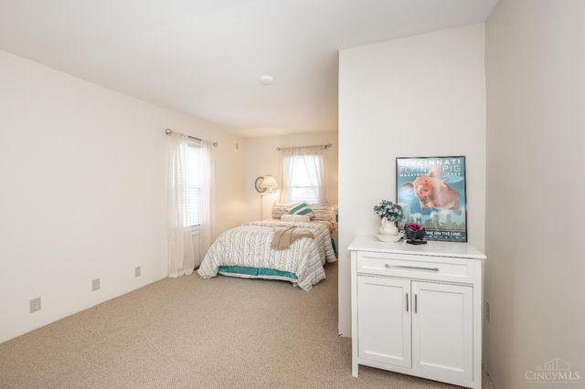 4824 Fairview Avenue, Cincinnati, OH 45242