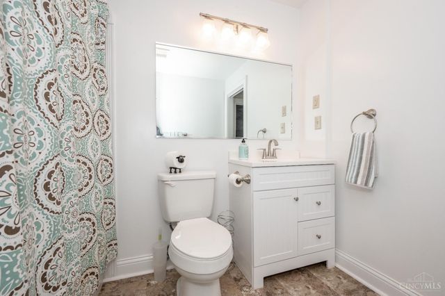 4824 Fairview Avenue, Cincinnati, OH 45242