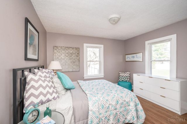 4824 Fairview Avenue, Cincinnati, OH 45242