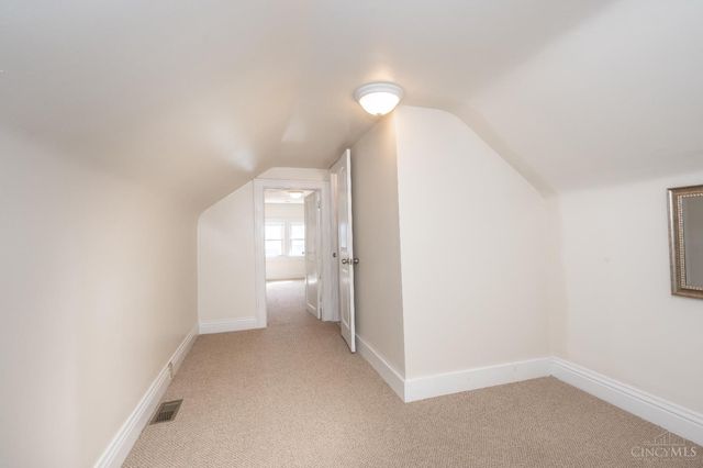 4824 Fairview Avenue, Cincinnati, OH 45242