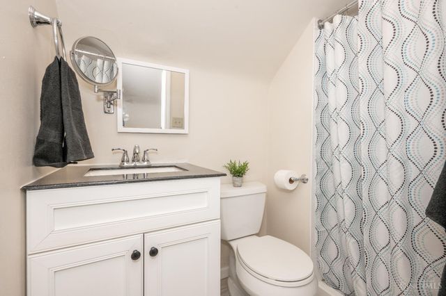 4824 Fairview Avenue, Cincinnati, OH 45242