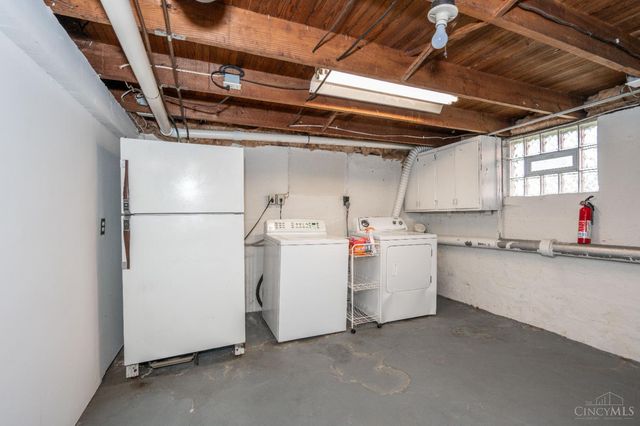 4824 Fairview Avenue, Cincinnati, OH 45242