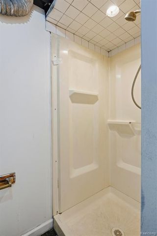 14581 Chatham Street, Detroit, MI 48223