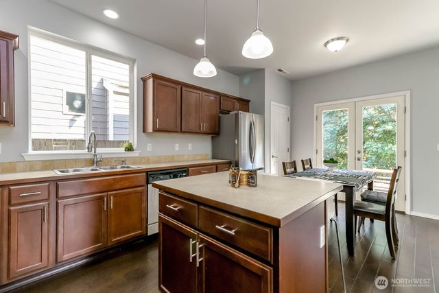 2828 S 357th Court, Federal Way, WA 98003