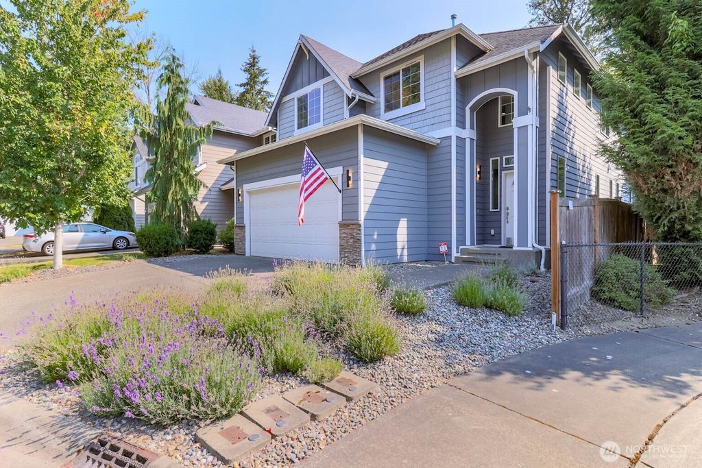 2828 S 357th Court, Federal Way, WA 98003